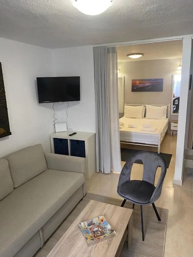 Holiday home Yellow Submarine Skala Fourkas